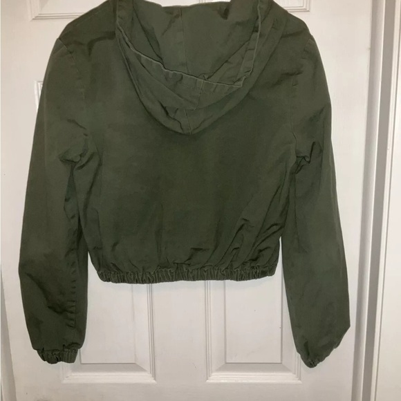 Forever‎ 21 Womens Crop Hoodie Jacket Size Medium Green Zip Up - Picture 4 of 9